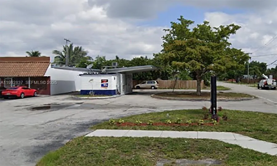 7761 Johnson St, Pembroke Pines, Florida 33024, Pembroke Pines, Florida 33024, ,Commercial Sale,For Sale,7761 Johnson St, Pembroke Pines, Florida 33024,A11982837