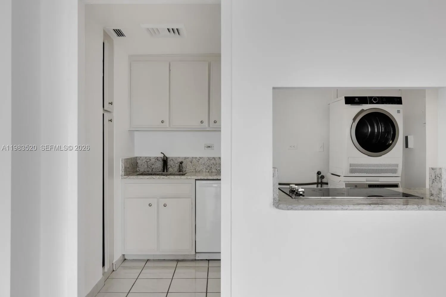 2451 Brickell Ave 12c, Miami, Florida 33129, Miami, Florida 33129, 1 Bedroom Bedrooms, ,1 BathroomBathrooms,Residential,For Sale,2451 Brickell Ave 12c, Miami, Florida 33129,A11983520