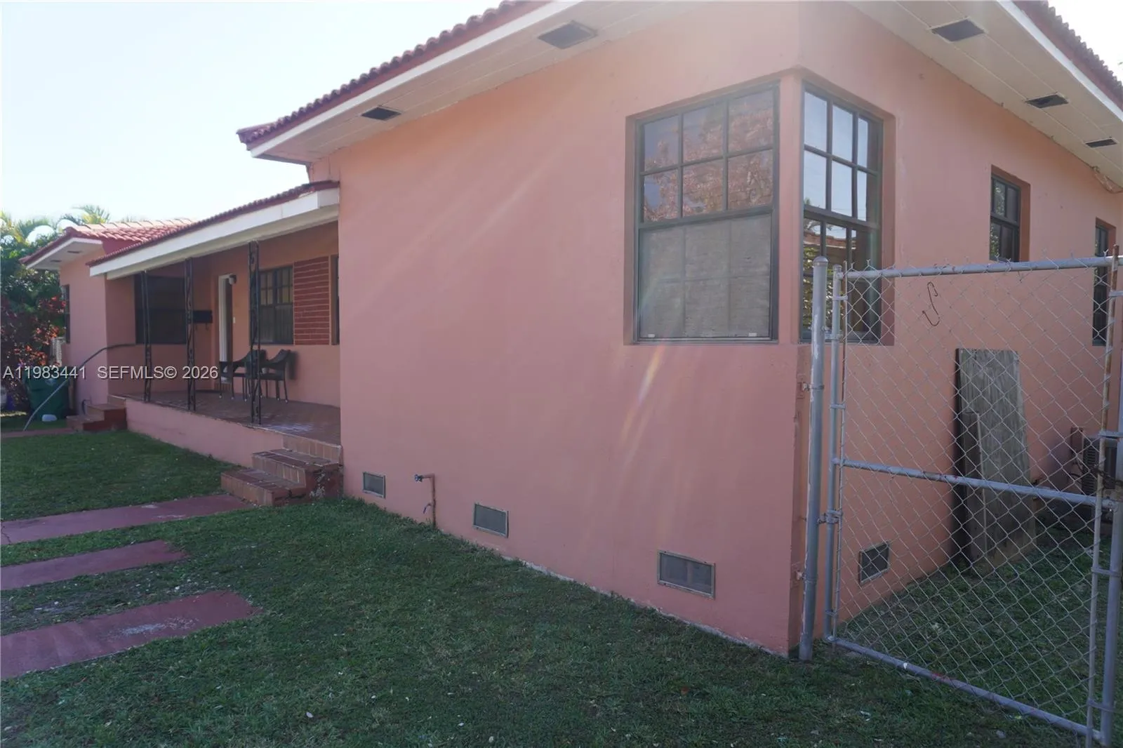 2660 Sw 36th Ave, Miami, Florida 33133, Miami, Florida 33133, ,Residential Income,For Sale,2660 Sw 36th Ave, Miami, Florida 33133,A11983441