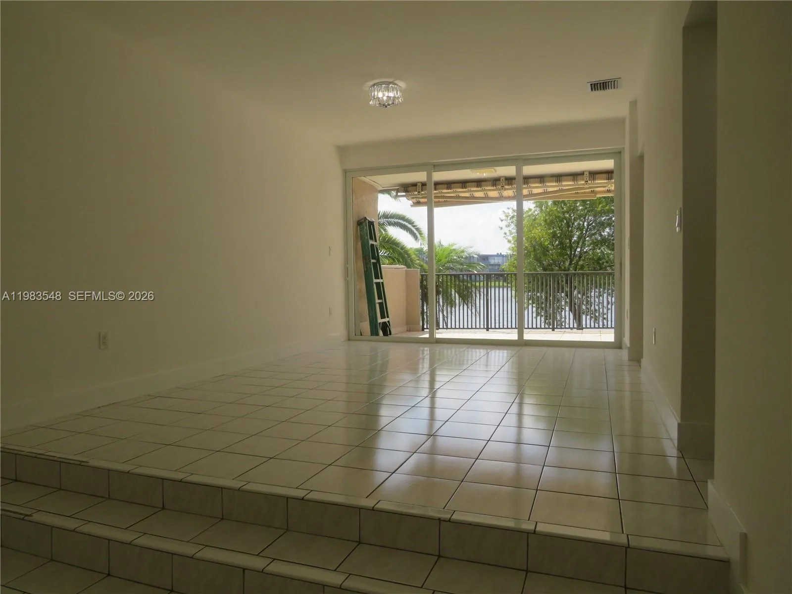 9165 Fontainebleau Blvd 4, Miami, Florida 33172, Miami, Florida 33172, 2 Bedrooms Bedrooms, ,2 BathroomsBathrooms,Residential Lease,For Rent,9165 Fontainebleau Blvd 4, Miami, Florida 33172,A11983548