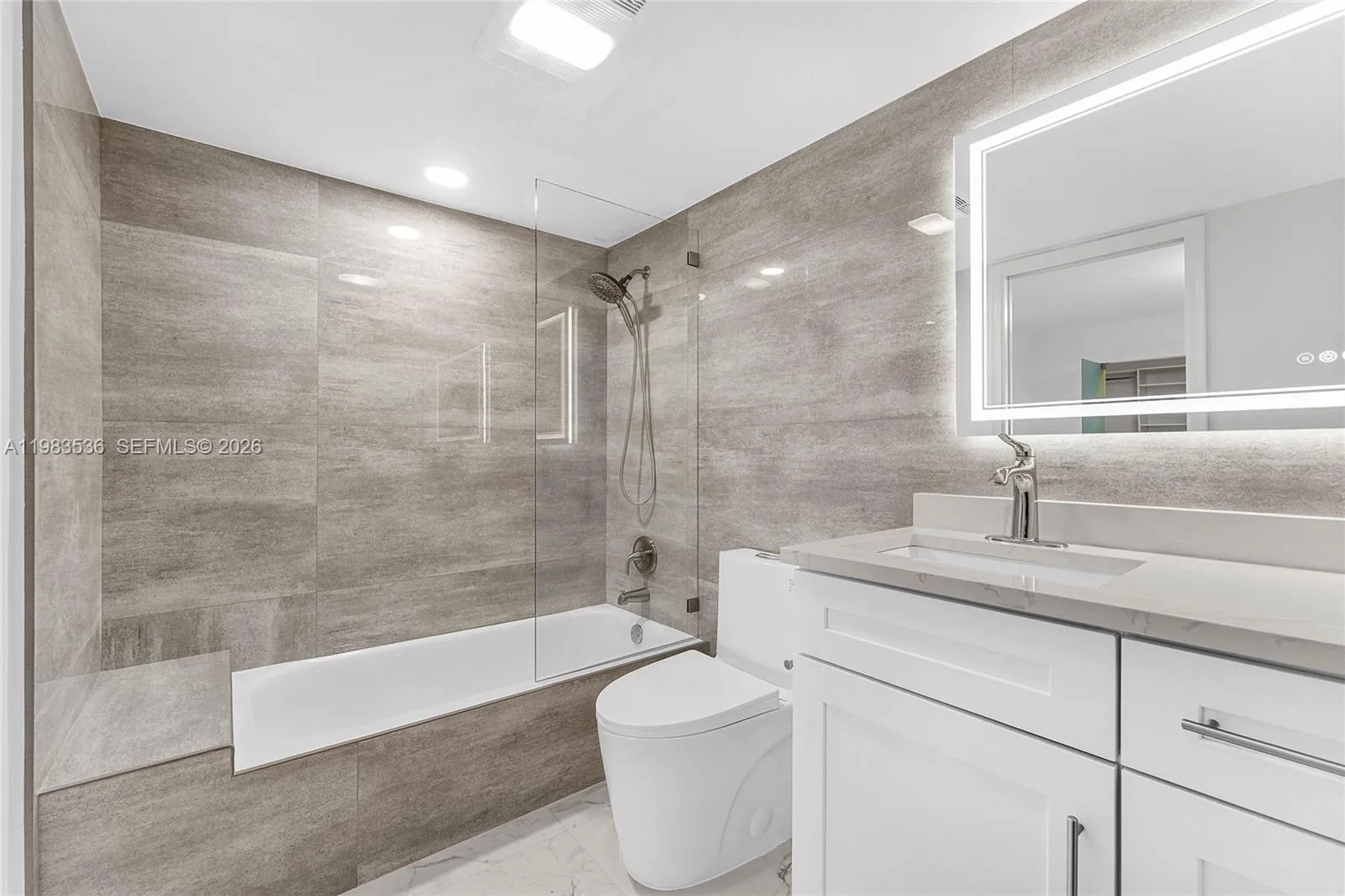 2303 Lucaya Ln H2, Coconut Creek, Florida 33066, Coconut Creek, Florida 33066, 2 Bedrooms Bedrooms, ,2 BathroomsBathrooms,Residential,For Sale,2303 Lucaya Ln H2, Coconut Creek, Florida 33066,A11983536