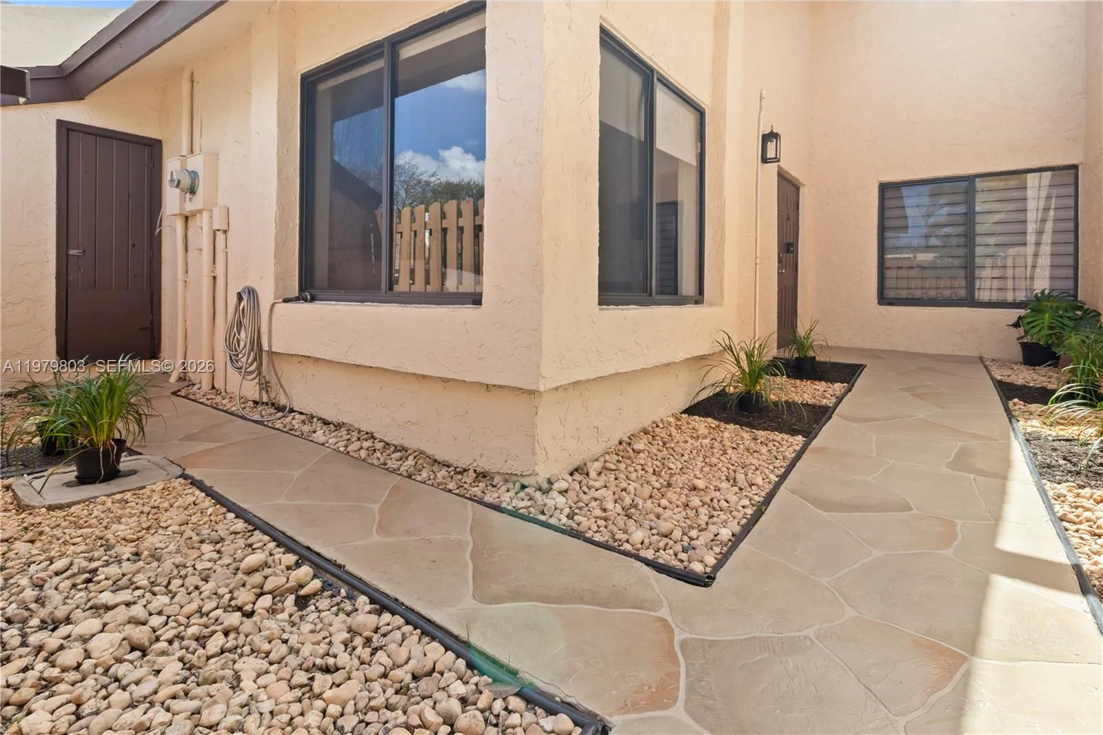 3812 Nw 77th Ave, Davie, Florida 33024, Davie, Florida 33024, 2 Bedrooms Bedrooms, ,1 BathroomBathrooms,Residential,For Sale,3812 Nw 77th Ave, Davie, Florida 33024,A11979803