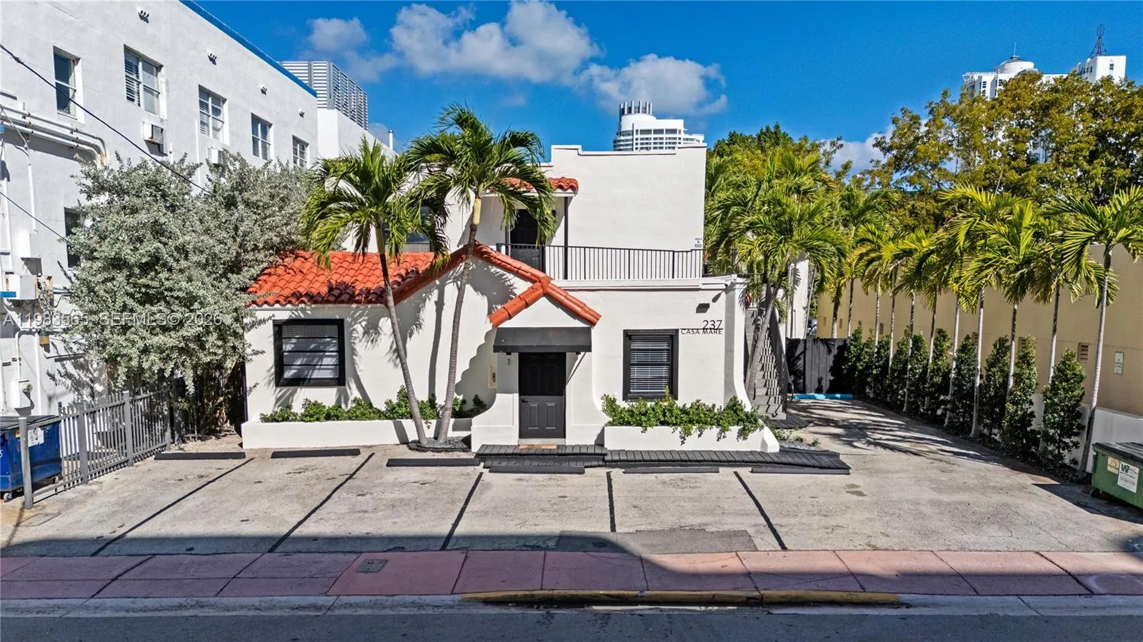 237 38th St 4, Miami Beach, Florida 33140, Miami Beach, Florida 33140, 1 Bedroom Bedrooms, ,1 BathroomBathrooms,Residential Lease,For Rent,237 38th St 4, Miami Beach, Florida 33140,A11983565