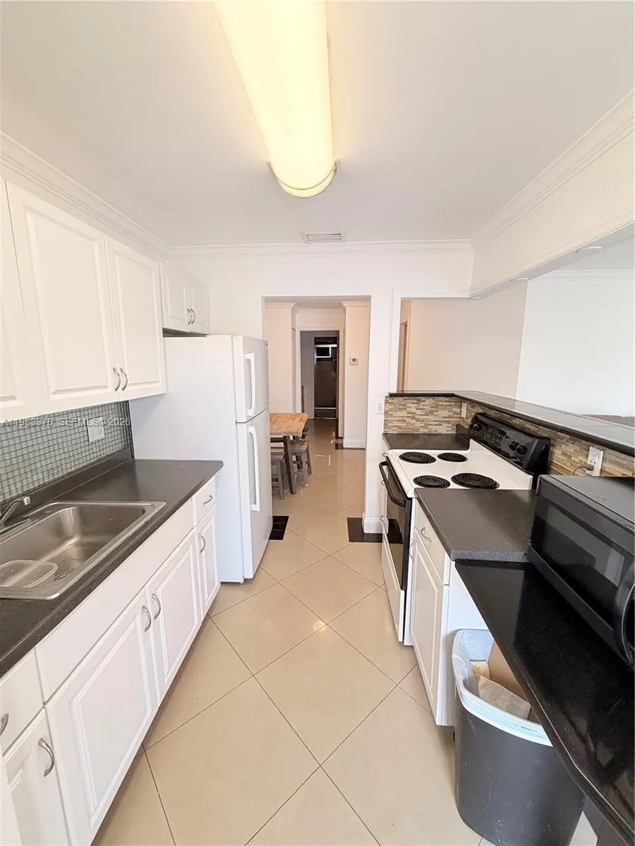 3000 Nw 5th Ter 106, Pompano Beach, Florida 33064, Pompano Beach, Florida 33064, 2 Bedrooms Bedrooms, ,1 BathroomBathrooms,Residential,For Sale,3000 Nw 5th Ter 106, Pompano Beach, Florida 33064,A11983370