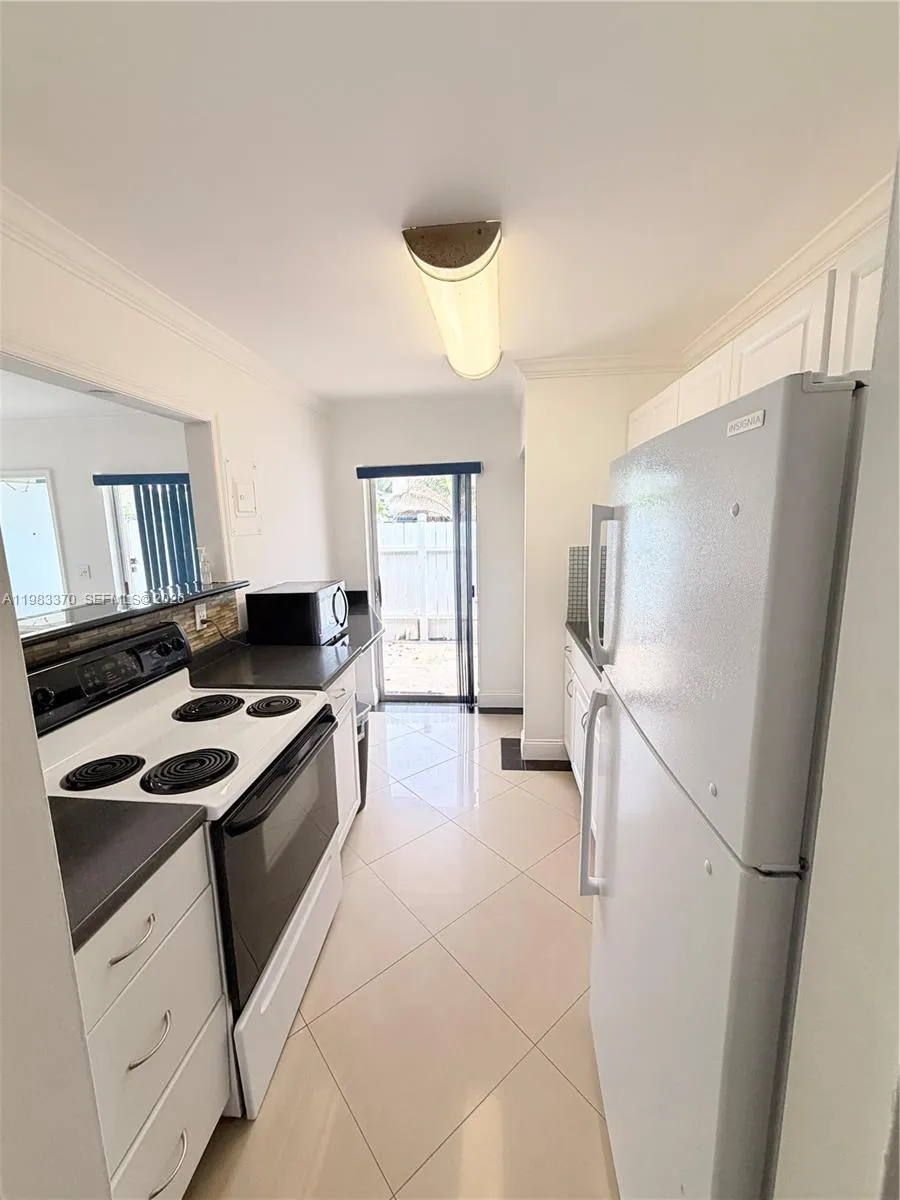 3000 Nw 5th Ter 106, Pompano Beach, Florida 33064, Pompano Beach, Florida 33064, 2 Bedrooms Bedrooms, ,1 BathroomBathrooms,Residential,For Sale,3000 Nw 5th Ter 106, Pompano Beach, Florida 33064,A11983370