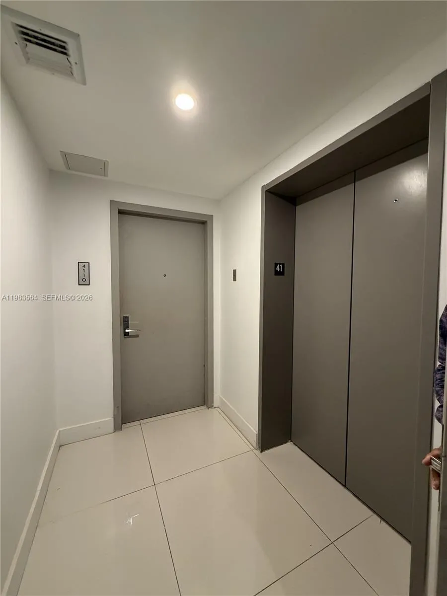 488 Ne 18th St 4110, Miami, Florida 33132, Miami, Florida 33132, 3 Bedrooms Bedrooms, ,3 BathroomsBathrooms,Residential Lease,For Rent,488 Ne 18th St 4110, Miami, Florida 33132,A11983584