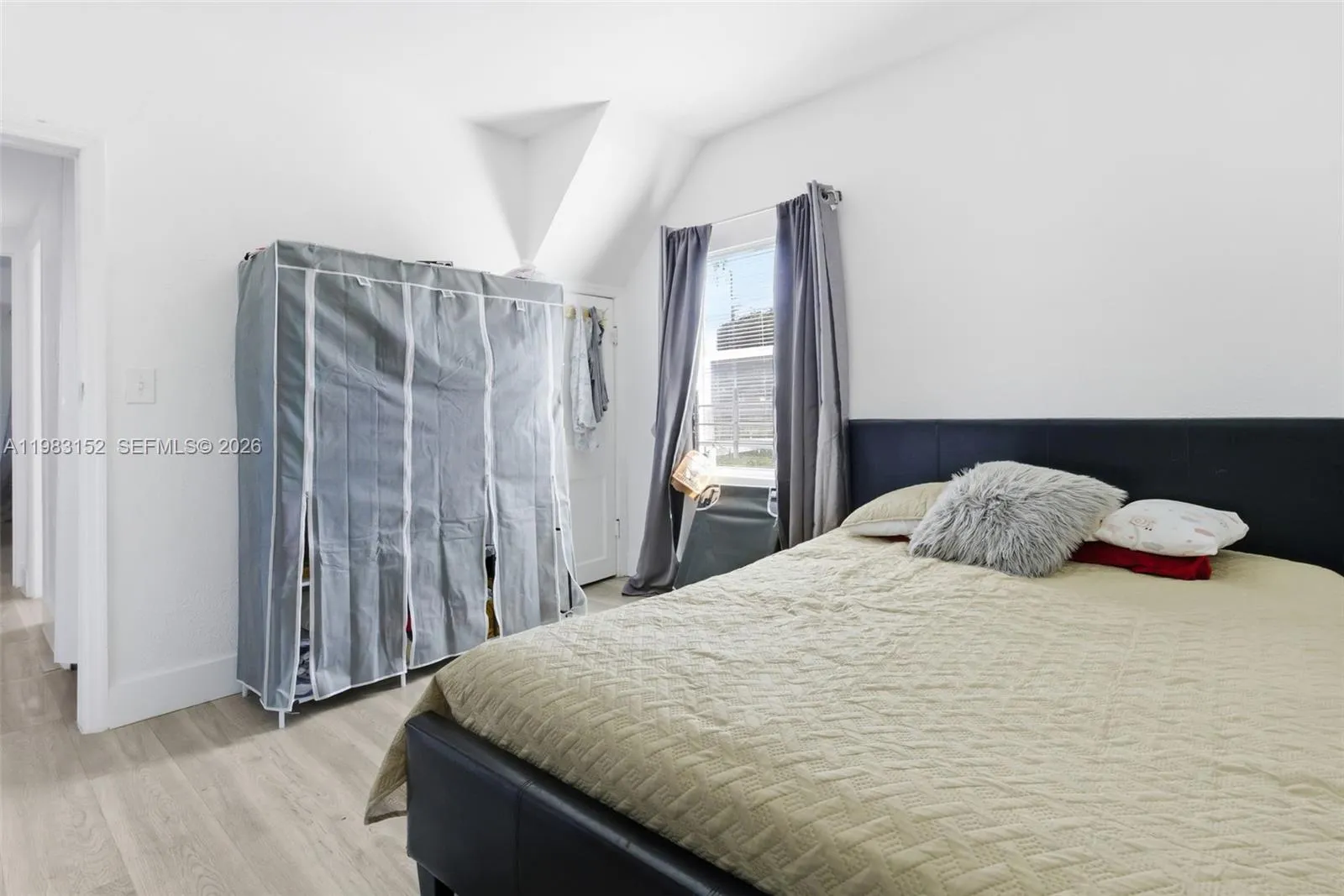 2142 Nw 33rd St, Miami, Florida 33142, Miami, Florida 33142, 5 Bedrooms Bedrooms, ,2 BathroomsBathrooms,Residential,For Sale,2142 Nw 33rd St, Miami, Florida 33142,A11983152