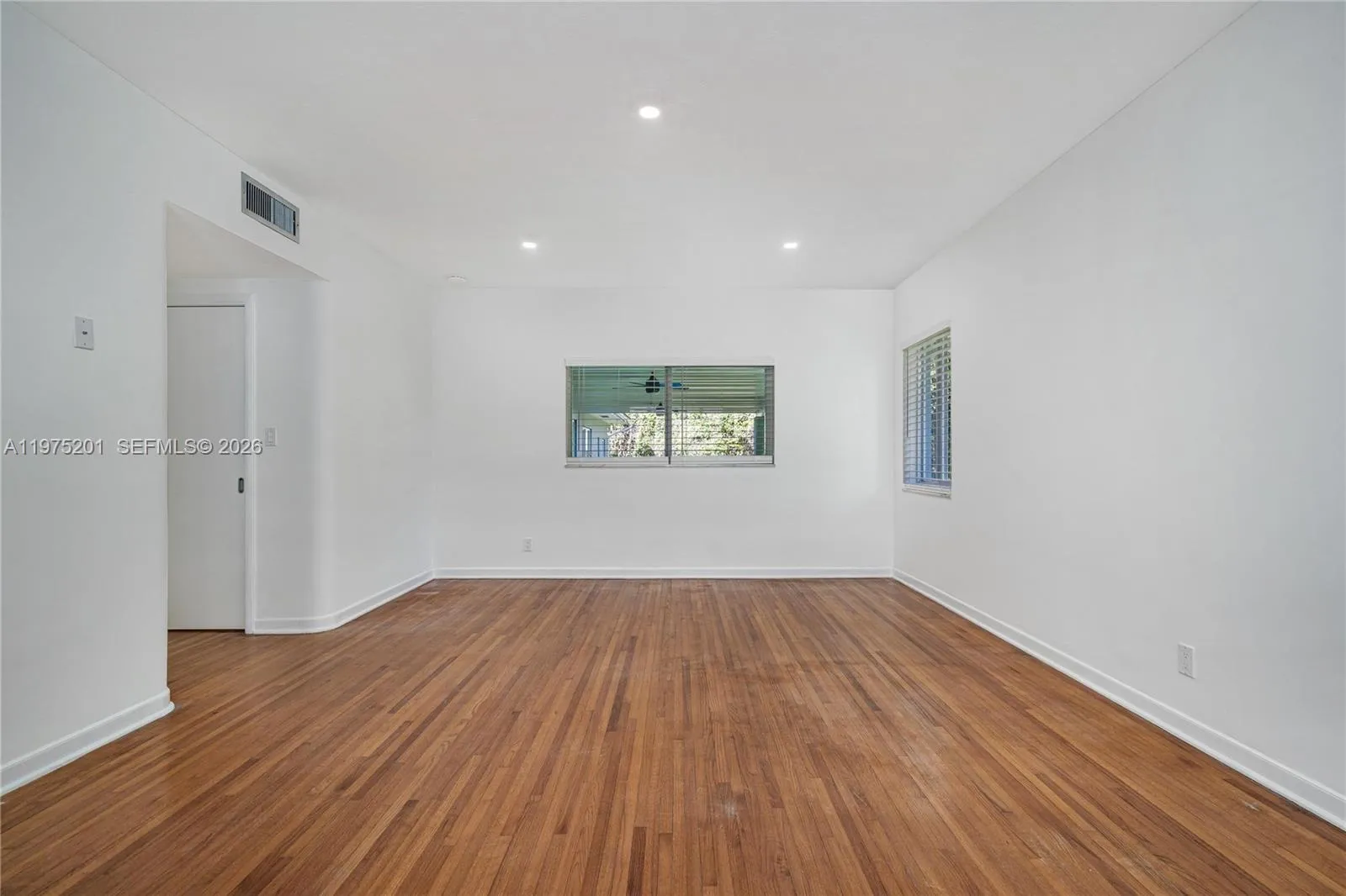 1235 Algardi Ave 0, Coral Gables, Florida 33146, Coral Gables, Florida 33146, 3 Bedrooms Bedrooms, ,2 BathroomsBathrooms,Residential Lease,For Rent,1235 Algardi Ave 0, Coral Gables, Florida 33146,A11975201