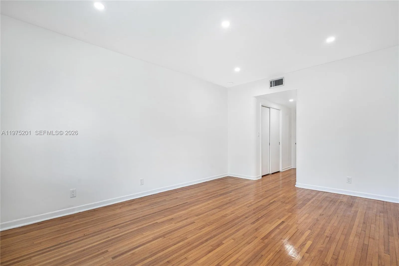 1235 Algardi Ave 0, Coral Gables, Florida 33146, Coral Gables, Florida 33146, 3 Bedrooms Bedrooms, ,2 BathroomsBathrooms,Residential Lease,For Rent,1235 Algardi Ave 0, Coral Gables, Florida 33146,A11975201