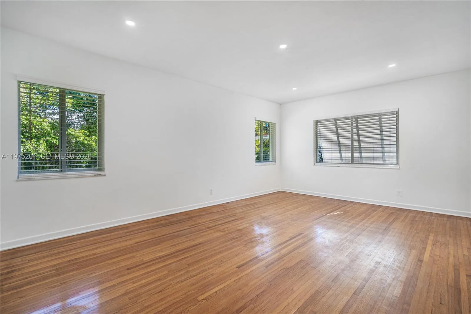 1235 Algardi Ave 0, Coral Gables, Florida 33146, Coral Gables, Florida 33146, 3 Bedrooms Bedrooms, ,2 BathroomsBathrooms,Residential Lease,For Rent,1235 Algardi Ave 0, Coral Gables, Florida 33146,A11975201