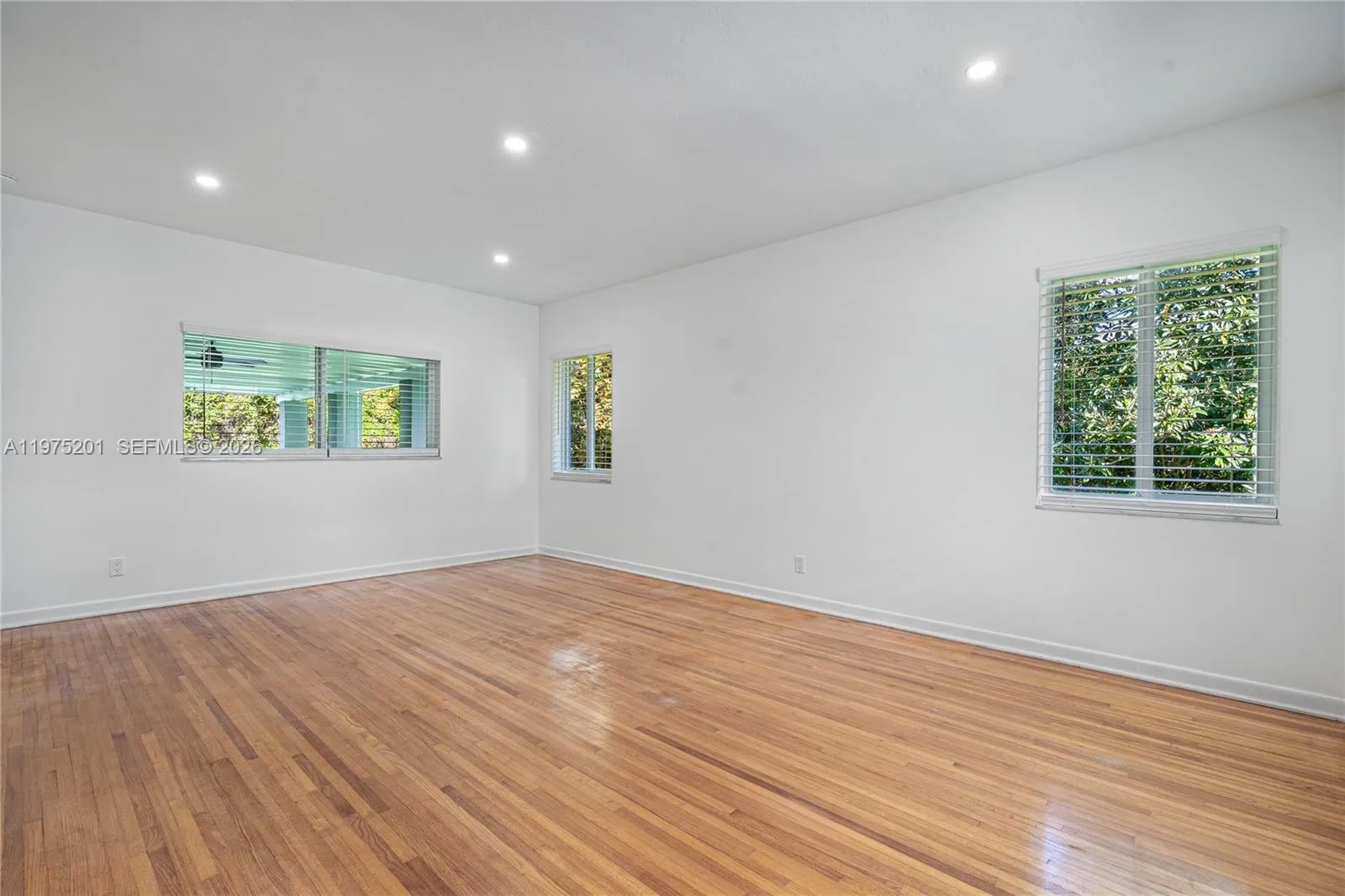 1235 Algardi Ave 0, Coral Gables, Florida 33146, Coral Gables, Florida 33146, 3 Bedrooms Bedrooms, ,2 BathroomsBathrooms,Residential Lease,For Rent,1235 Algardi Ave 0, Coral Gables, Florida 33146,A11975201