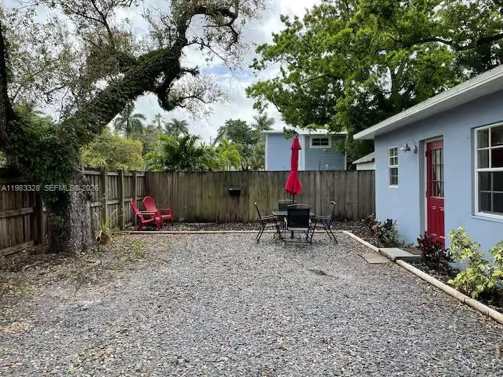 1009 Tequesta, Fort Lauderdale, Florida 33311-6261, Fort Lauderdale, Florida 33311-6261, 3 Bedrooms Bedrooms, ,3 BathroomsBathrooms,Residential,For Sale,1009 Tequesta, Fort Lauderdale, Florida 33311-6261,A11983328