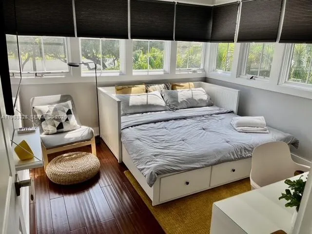 1009 Tequesta, Fort Lauderdale, Florida 33311-6261, Fort Lauderdale, Florida 33311-6261, 3 Bedrooms Bedrooms, ,3 BathroomsBathrooms,Residential,For Sale,1009 Tequesta, Fort Lauderdale, Florida 33311-6261,A11983328