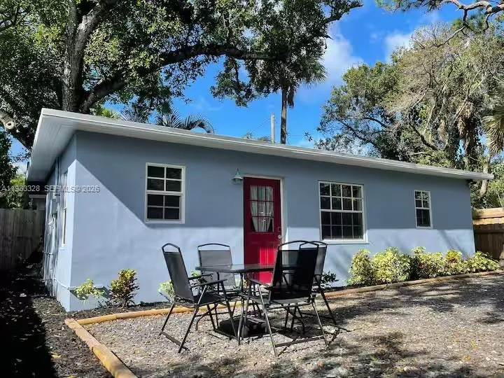 1009 Tequesta, Fort Lauderdale, Florida 33311-6261, Fort Lauderdale, Florida 33311-6261, 3 Bedrooms Bedrooms, ,3 BathroomsBathrooms,Residential,For Sale,1009 Tequesta, Fort Lauderdale, Florida 33311-6261,A11983328