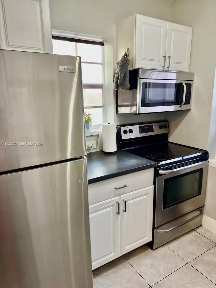 1009 Tequesta, Fort Lauderdale, Florida 33311-6261, Fort Lauderdale, Florida 33311-6261, 3 Bedrooms Bedrooms, ,3 BathroomsBathrooms,Residential,For Sale,1009 Tequesta, Fort Lauderdale, Florida 33311-6261,A11983328