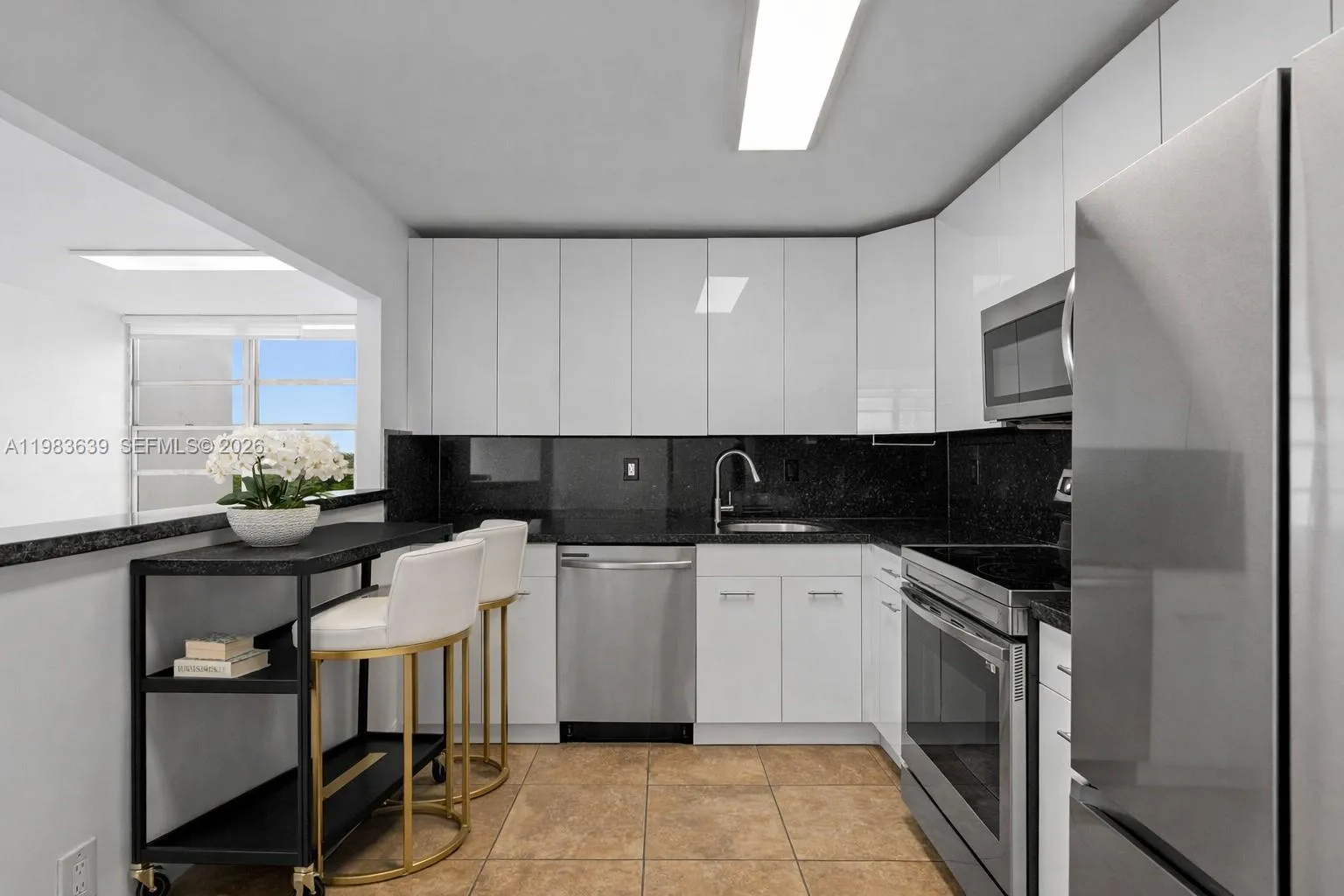 2750 Ne 183rd St 1203, Aventura, Florida 33160, Aventura, Florida 33160, 2 Bedrooms Bedrooms, ,2 BathroomsBathrooms,Residential Lease,For Rent,2750 Ne 183rd St 1203, Aventura, Florida 33160,A11983639
