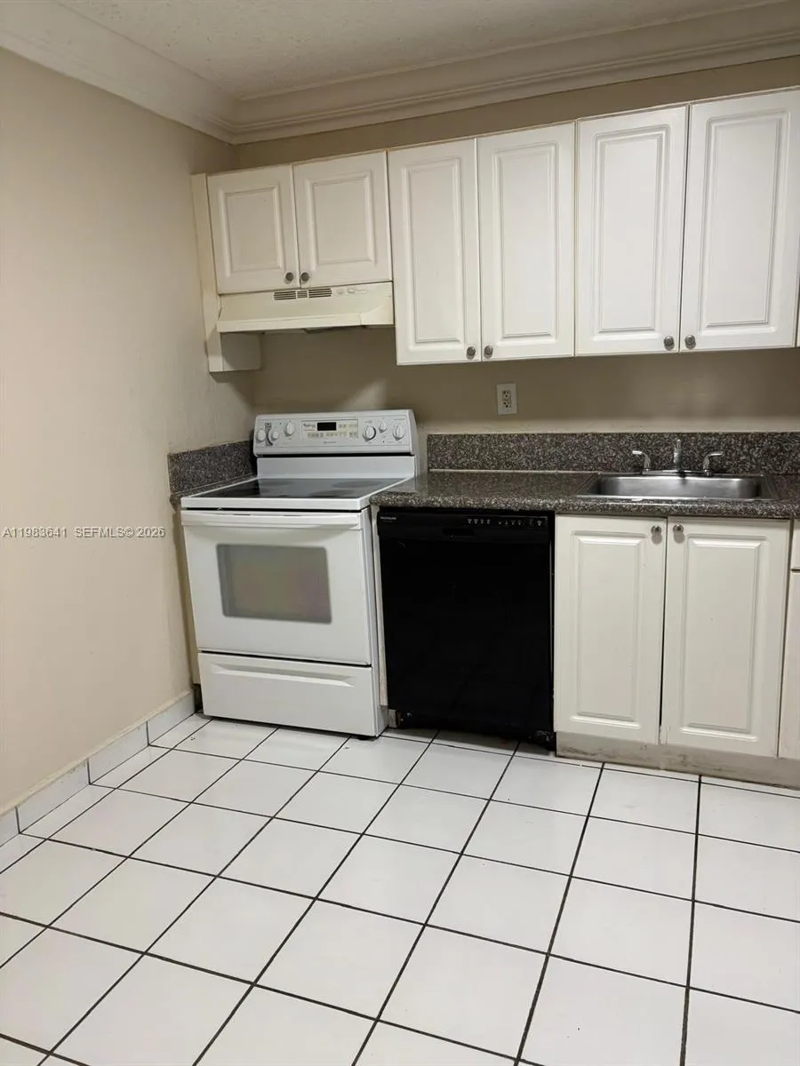 5100 Sw 41st St 224, Pembroke Park, Florida 33023, Pembroke Park, Florida 33023, 2 Bedrooms Bedrooms, ,2 BathroomsBathrooms,Residential Lease,For Rent,5100 Sw 41st St 224, Pembroke Park, Florida 33023,A11983641