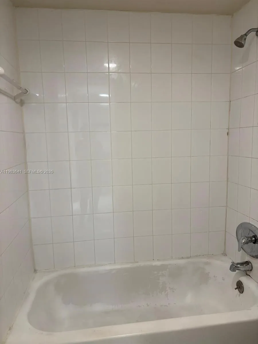5100 Sw 41st St 224, Pembroke Park, Florida 33023, Pembroke Park, Florida 33023, 2 Bedrooms Bedrooms, ,2 BathroomsBathrooms,Residential Lease,For Rent,5100 Sw 41st St 224, Pembroke Park, Florida 33023,A11983641