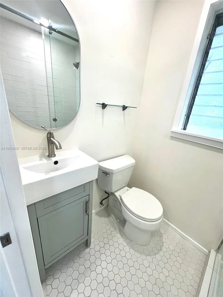 229 Ne 25th St 229, Miami, Florida 33137, Miami, Florida 33137, ,1 BathroomBathrooms,Residential Lease,For Rent,229 Ne 25th St 229, Miami, Florida 33137,A11983650