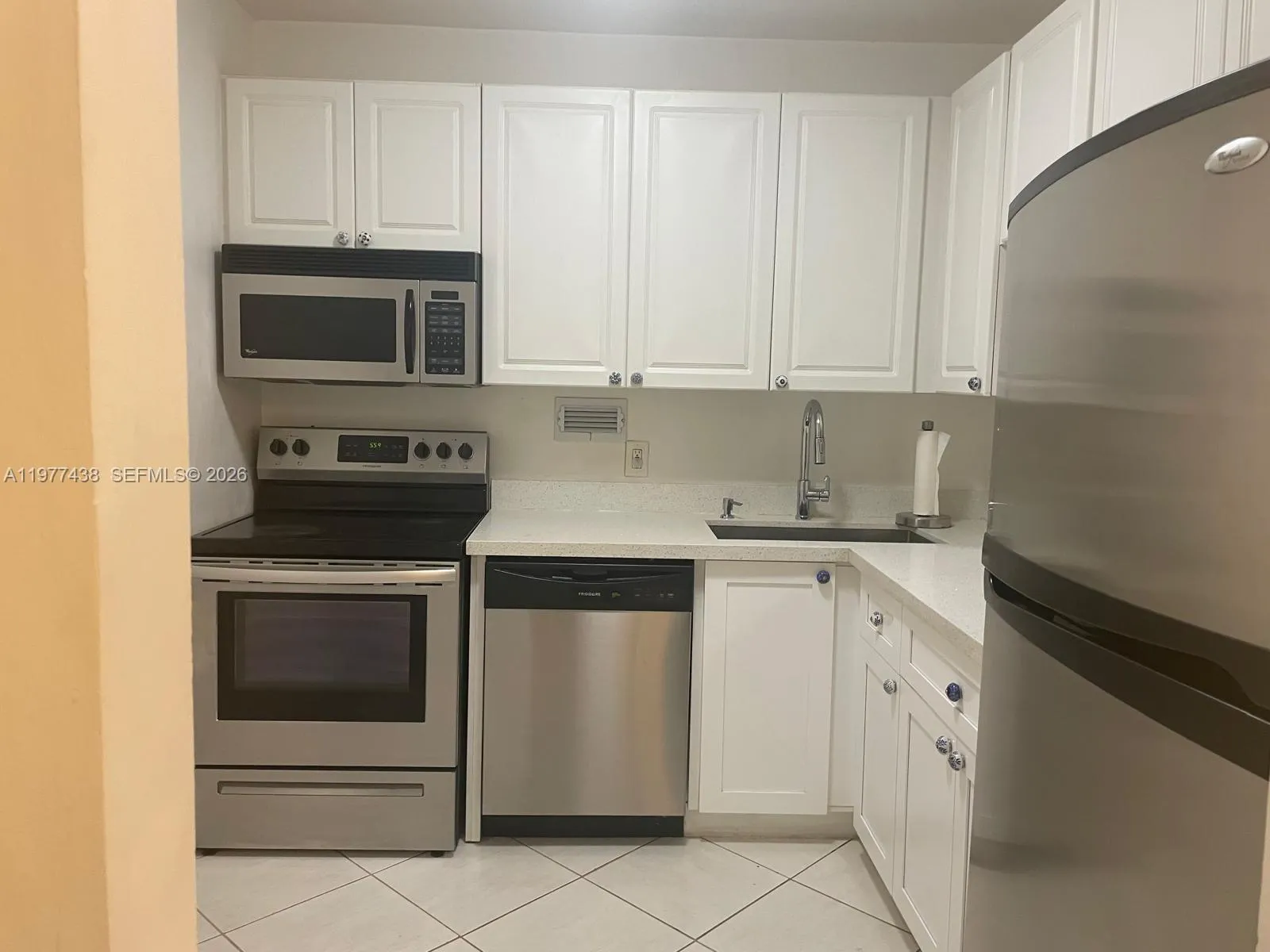 1455 N Treasure Dr 4l, North Bay Village, Florida, North Bay Village, Florida 33141, 1 Bedroom Bedrooms, ,1 BathroomBathrooms,Residential Lease,For Rent,1455 N Treasure Dr 4l, North Bay Village, Florida ,A11977438