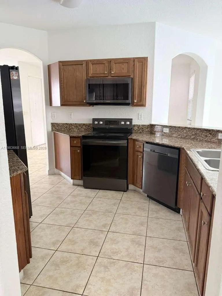 8683 Nw 109th Ct, Doral, Florida 33178, Doral, Florida 33178, 4 Bedrooms Bedrooms, ,3 BathroomsBathrooms,Residential Lease,For Rent,8683 Nw 109th Ct, Doral, Florida 33178,A11983668