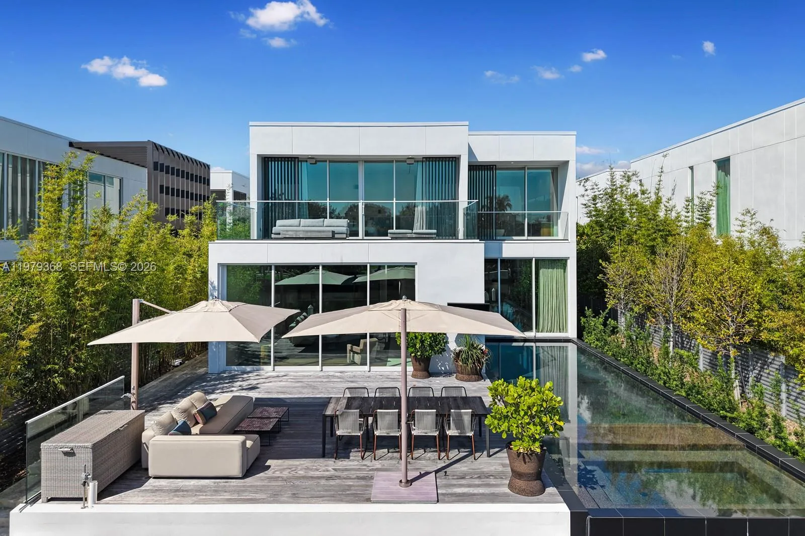 1051 W 48th St 4, Miami Beach, Florida 33140, Miami Beach, Florida 33140, 4 Bedrooms Bedrooms, ,4 BathroomsBathrooms,Residential Lease,For Rent,1051 W 48th St 4, Miami Beach, Florida 33140,A11979368