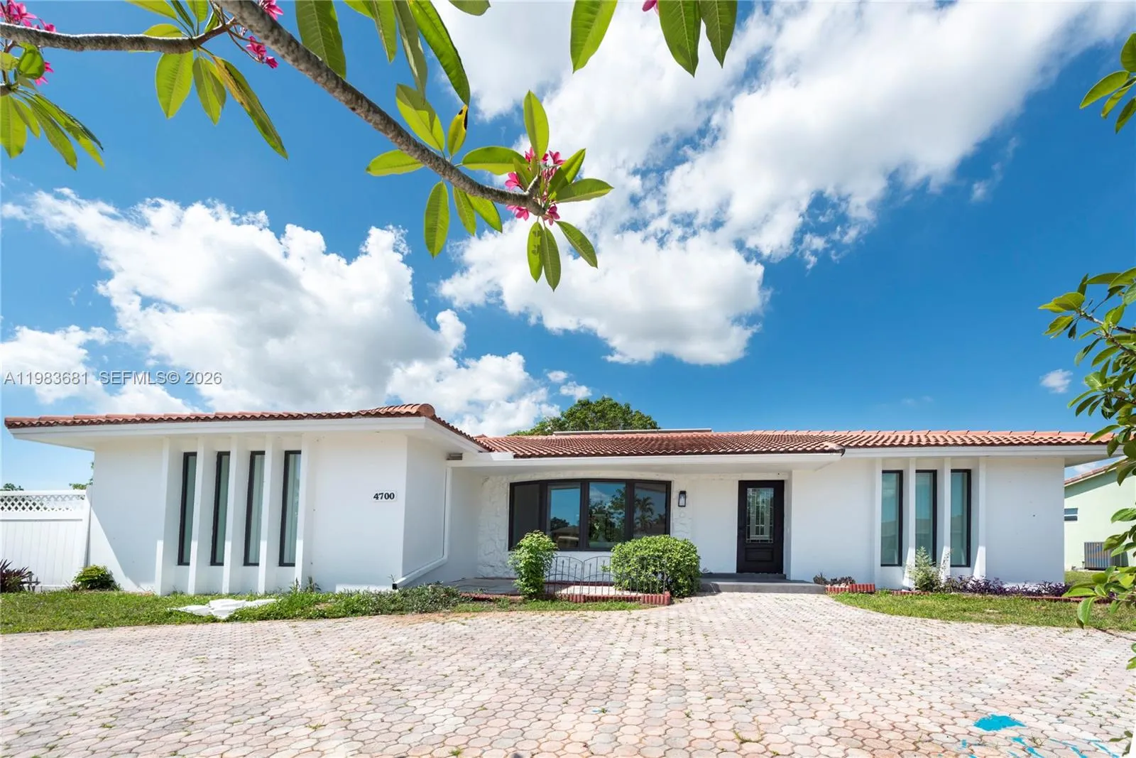 4700 Mckinley St, Hollywood, Florida 33021, Hollywood, Florida 33021, 5 Bedrooms Bedrooms, ,3 BathroomsBathrooms,Residential Lease,For Rent,4700 Mckinley St, Hollywood, Florida 33021,A11983681