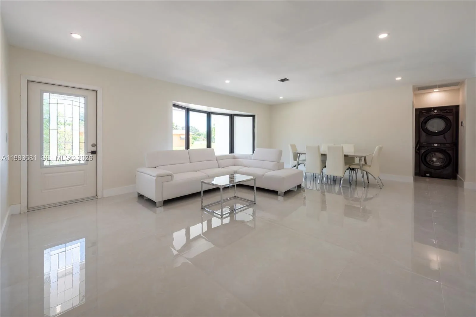 4700 Mckinley St, Hollywood, Florida 33021, Hollywood, Florida 33021, 5 Bedrooms Bedrooms, ,3 BathroomsBathrooms,Residential Lease,For Rent,4700 Mckinley St, Hollywood, Florida 33021,A11983681