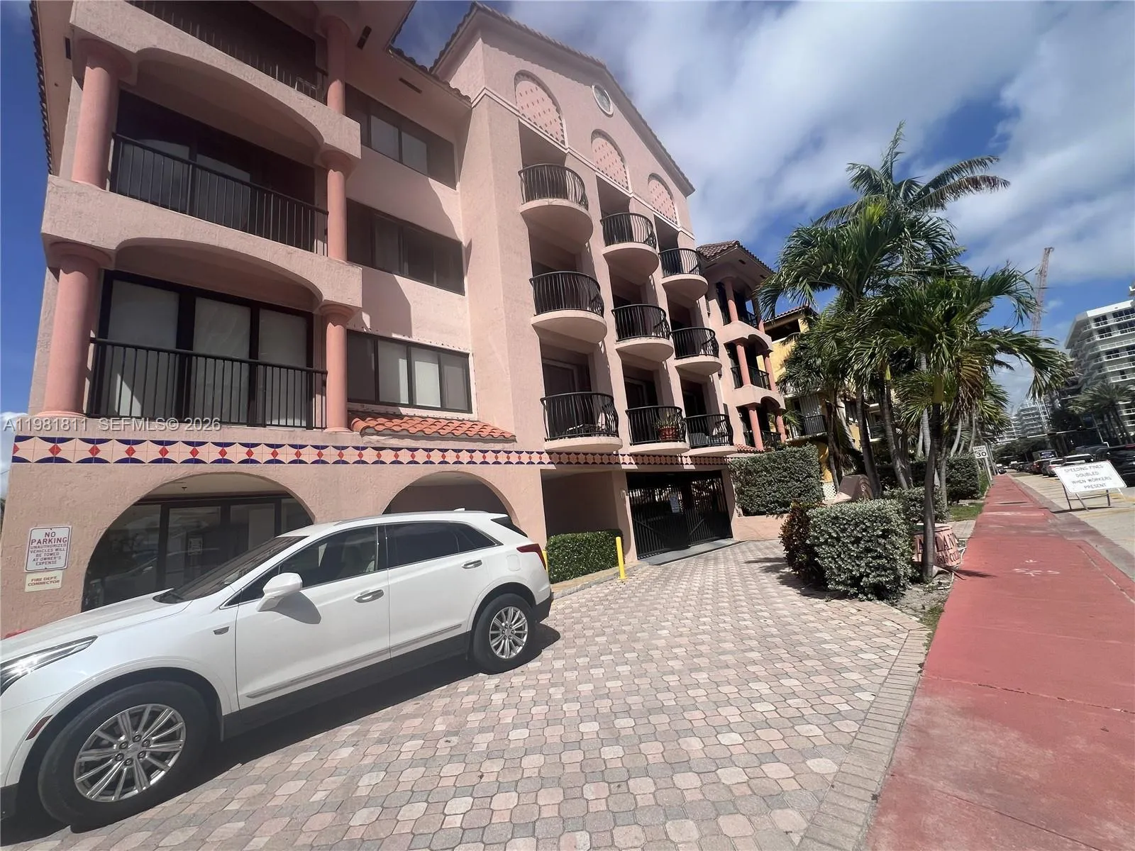 8816 Collins Ave 105, Surfside, Florida 33154, Surfside, Florida 33154, 2 Bedrooms Bedrooms, ,2 BathroomsBathrooms,Residential,For Sale,8816 Collins Ave 105, Surfside, Florida 33154,A11981811