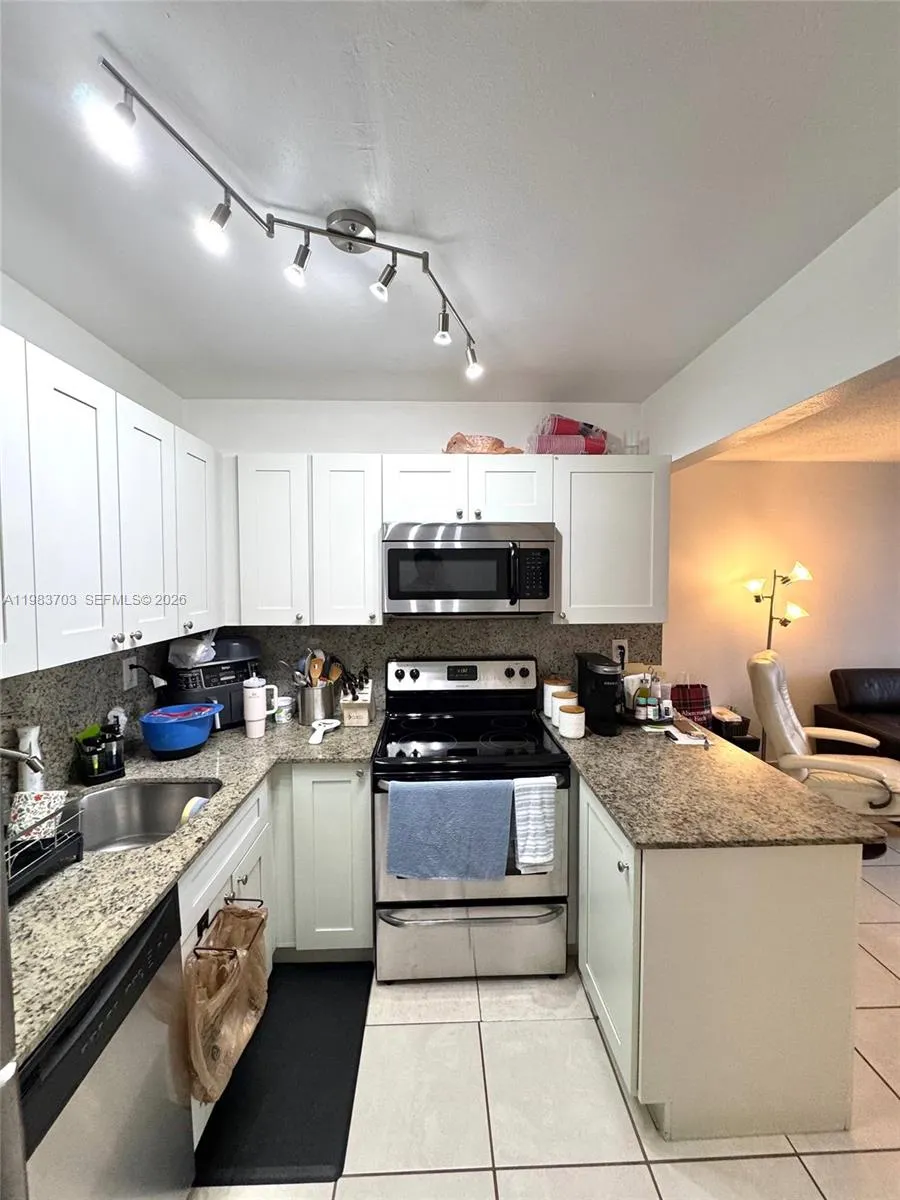 3551 Sw 9th Ter 317, Miami, Florida 33135, Miami, Florida 33135, 2 Bedrooms Bedrooms, ,1 BathroomBathrooms,Residential Lease,For Rent,3551 Sw 9th Ter 317, Miami, Florida 33135,A11983703