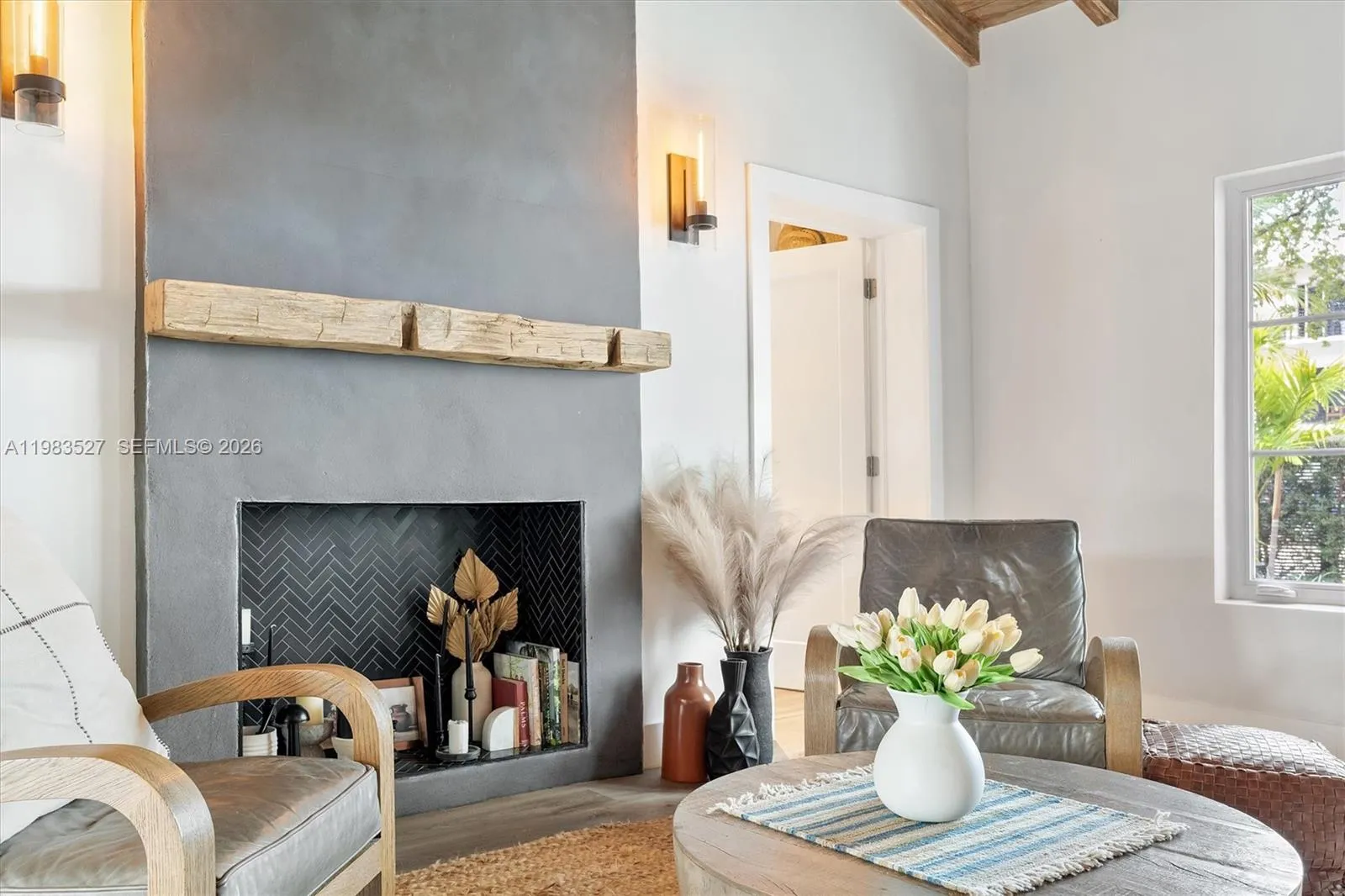 1024 Lenox Ave 1, Miami Beach, Florida 33139, Miami Beach, Florida 33139, 3 Bedrooms Bedrooms, ,2 BathroomsBathrooms,Residential Lease,For Rent,1024 Lenox Ave 1, Miami Beach, Florida 33139,A11983527
