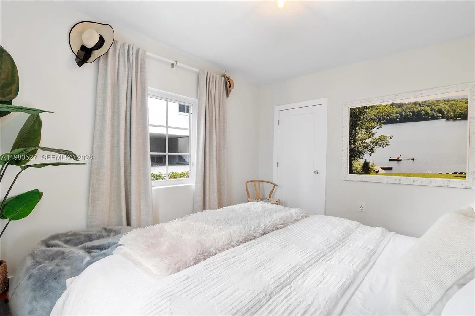 1024 Lenox Ave 1, Miami Beach, Florida 33139, Miami Beach, Florida 33139, 3 Bedrooms Bedrooms, ,2 BathroomsBathrooms,Residential Lease,For Rent,1024 Lenox Ave 1, Miami Beach, Florida 33139,A11983527