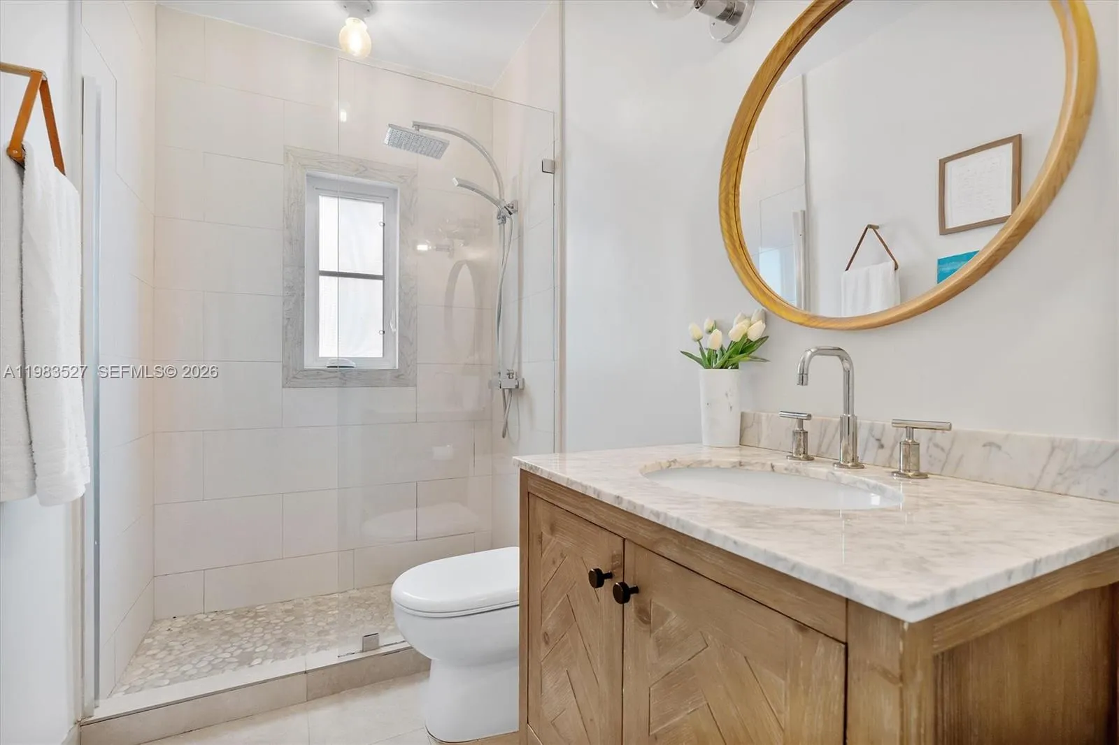 1024 Lenox Ave 1, Miami Beach, Florida 33139, Miami Beach, Florida 33139, 3 Bedrooms Bedrooms, ,2 BathroomsBathrooms,Residential Lease,For Rent,1024 Lenox Ave 1, Miami Beach, Florida 33139,A11983527