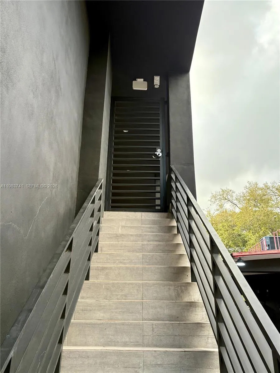 1820 Sw 3rd Ave 201, Miami, Florida 33129, Miami, Florida 33129, ,Commercial Lease,For Rent,1820 Sw 3rd Ave 201, Miami, Florida 33129,A11983741