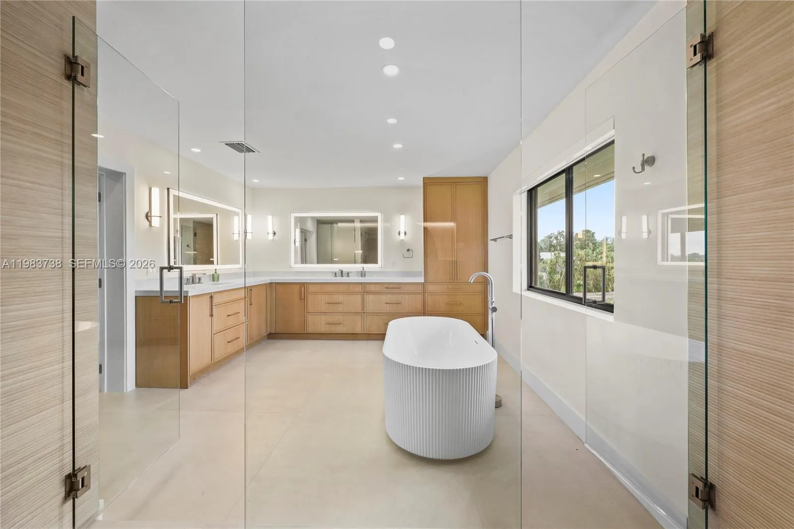 3320 Sw 121st Ave, Davie, Florida 33330, Davie, Florida 33330, 7 Bedrooms Bedrooms, ,6 BathroomsBathrooms,Residential Lease,For Rent,3320 Sw 121st Ave, Davie, Florida 33330,A11983738