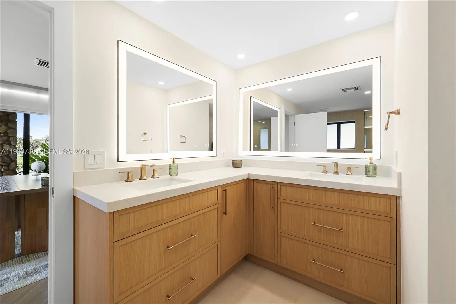 3320 Sw 121st Ave, Davie, Florida 33330, Davie, Florida 33330, 7 Bedrooms Bedrooms, ,6 BathroomsBathrooms,Residential Lease,For Rent,3320 Sw 121st Ave, Davie, Florida 33330,A11983738