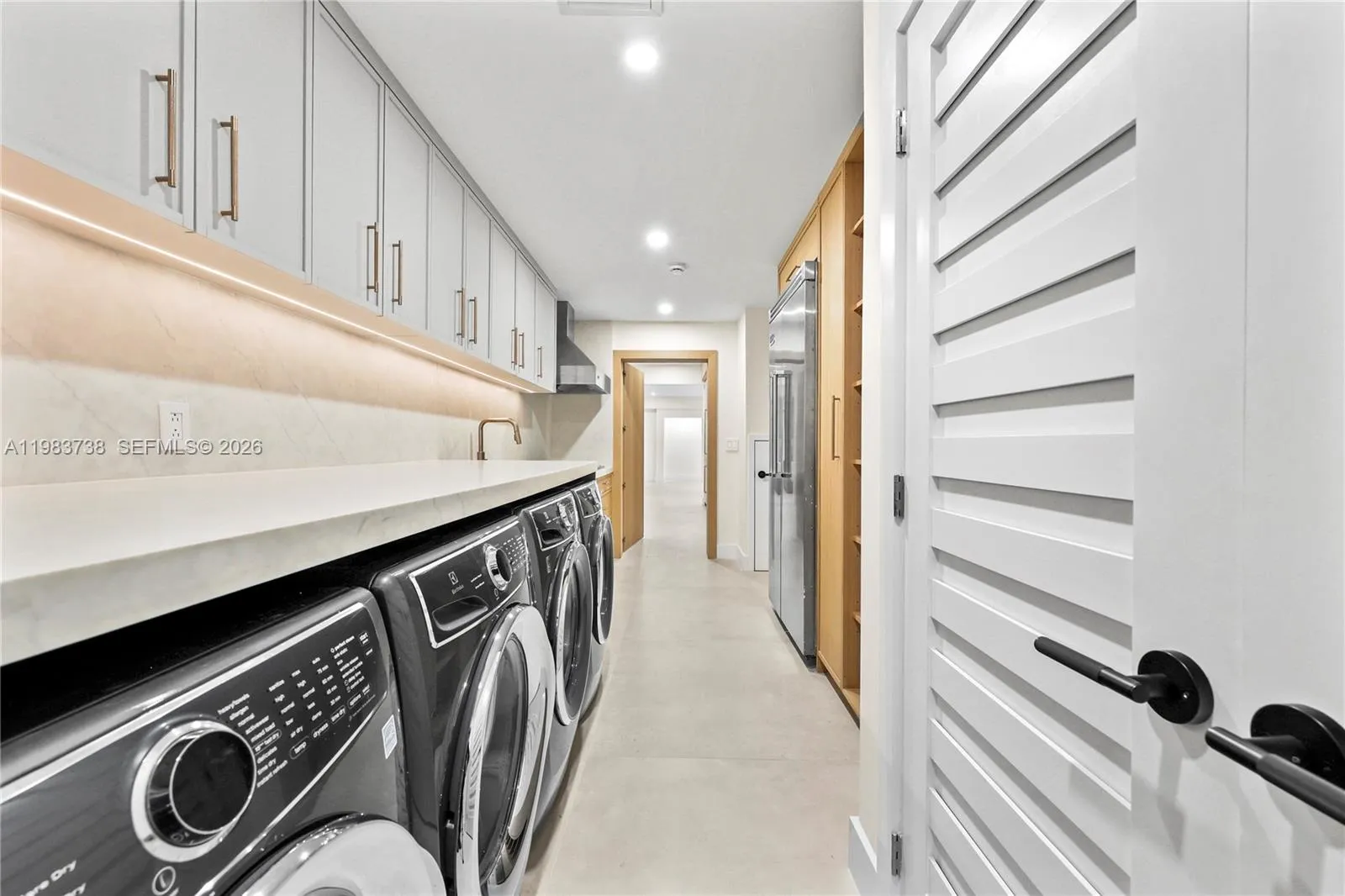 3320 Sw 121st Ave, Davie, Florida 33330, Davie, Florida 33330, 7 Bedrooms Bedrooms, ,6 BathroomsBathrooms,Residential Lease,For Rent,3320 Sw 121st Ave, Davie, Florida 33330,A11983738