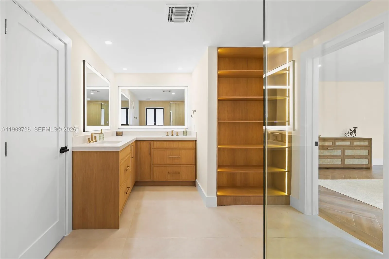 3320 Sw 121st Ave, Davie, Florida 33330, Davie, Florida 33330, 7 Bedrooms Bedrooms, ,6 BathroomsBathrooms,Residential Lease,For Rent,3320 Sw 121st Ave, Davie, Florida 33330,A11983738