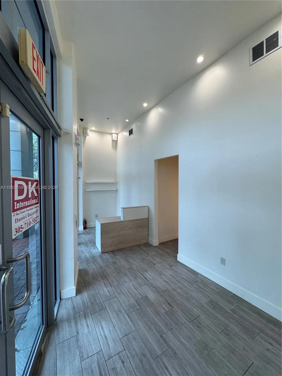110 Washington Ave Cu-7, Miami Beach, Florida 3313, Miami Beach, Florida 33139, ,Commercial Lease,For Rent,110 Washington Ave Cu-7, Miami Beach, Florida 3313,A11983709