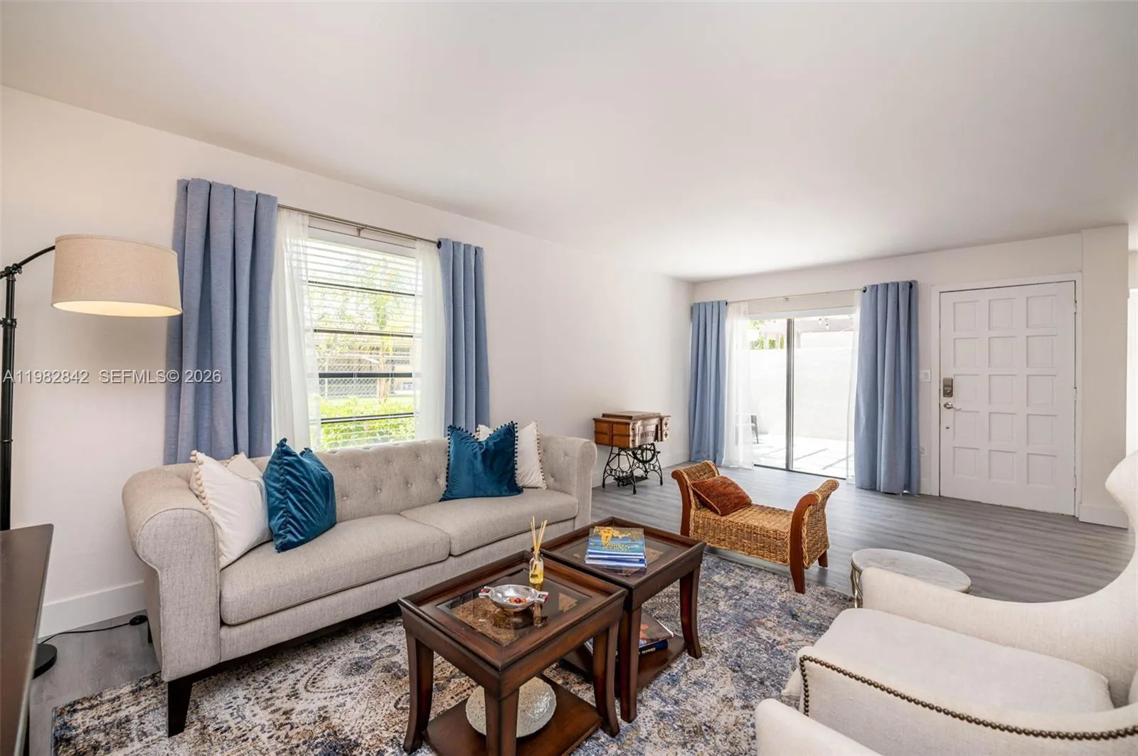4702 Sw 67th Ave O7, Miami, Florida 33155, Miami, Florida 33155, 3 Bedrooms Bedrooms, ,2 BathroomsBathrooms,Residential Lease,For Rent,4702 Sw 67th Ave O7, Miami, Florida 33155,A11982842