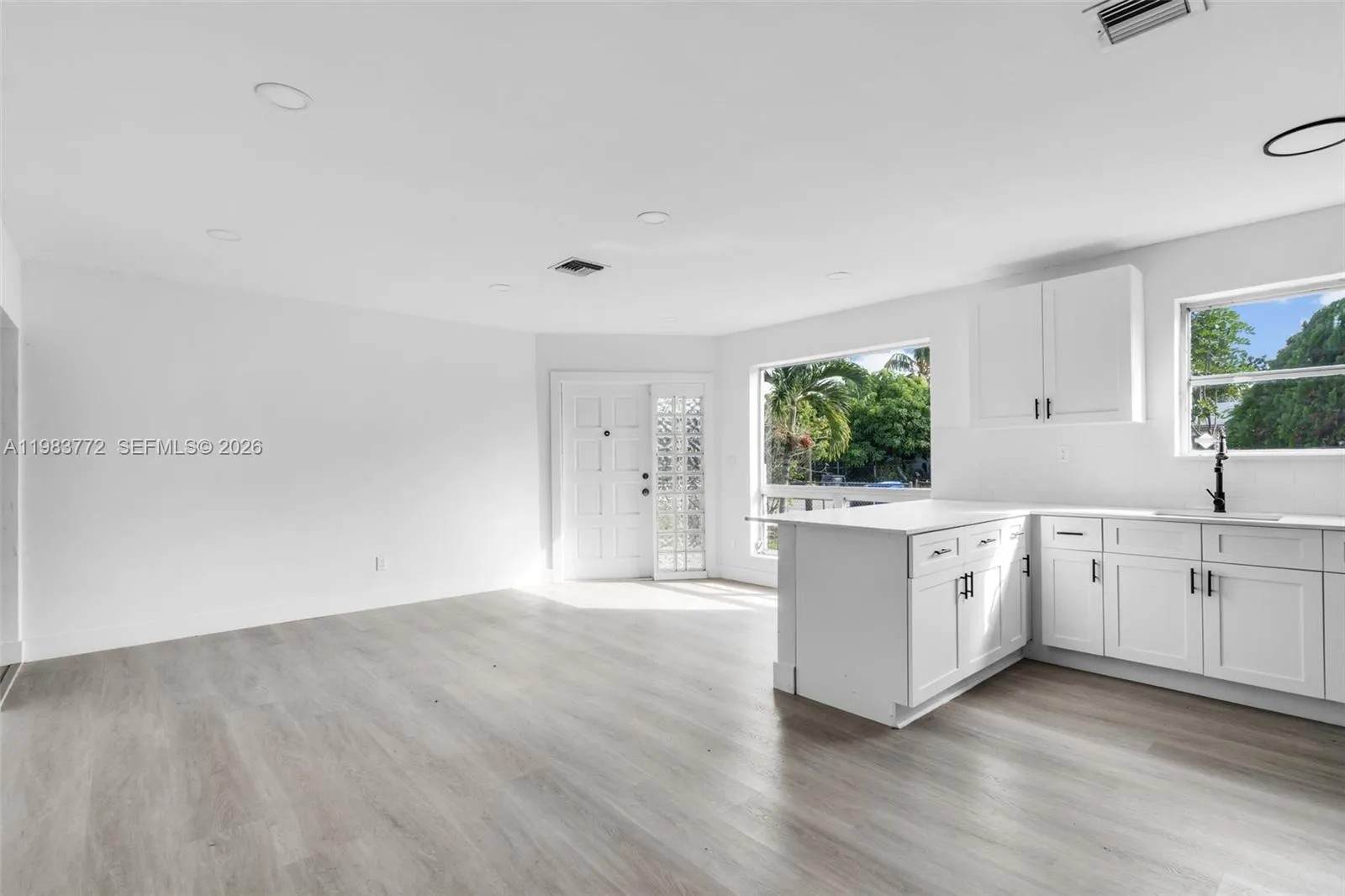 6831 Greene St, Hollywood, Florida 33024, Hollywood, Florida 33024, 2 Bedrooms Bedrooms, ,1 BathroomBathrooms,Residential,For Sale,6831 Greene St, Hollywood, Florida 33024,A11983772