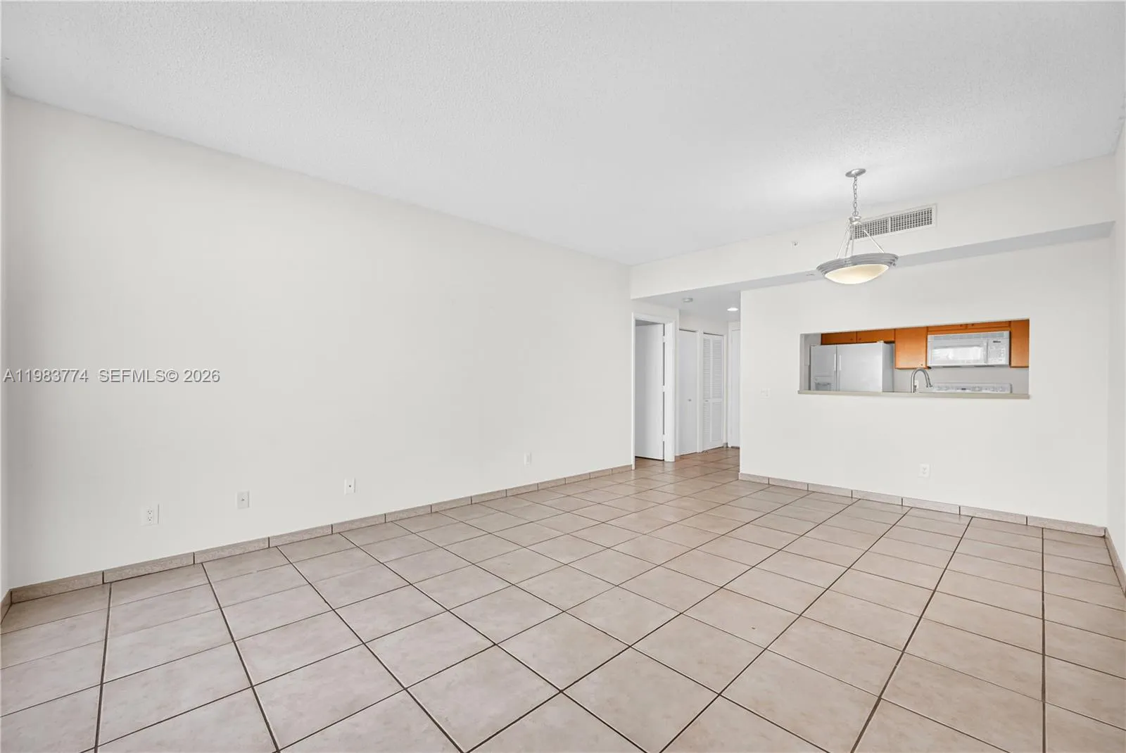 2475 Brickell Ave 703, Miami, Florida 33129, Miami, Florida 33129, 1 Bedroom Bedrooms, ,1 BathroomBathrooms,Residential Lease,For Rent,2475 Brickell Ave 703, Miami, Florida 33129,A11983774
