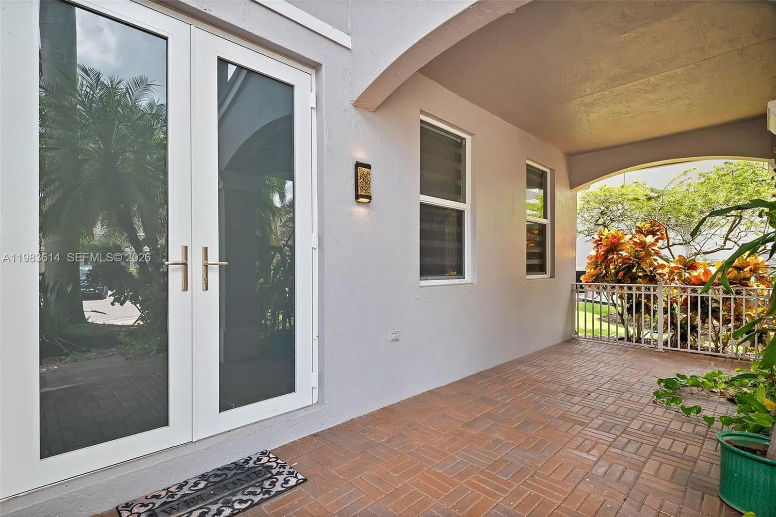 2354 Quail Roost Dr, Weston, Florida 33327, Weston, Florida 33327, 6 Bedrooms Bedrooms, ,5 BathroomsBathrooms,Residential Lease,For Rent,2354 Quail Roost Dr, Weston, Florida 33327,A11983614