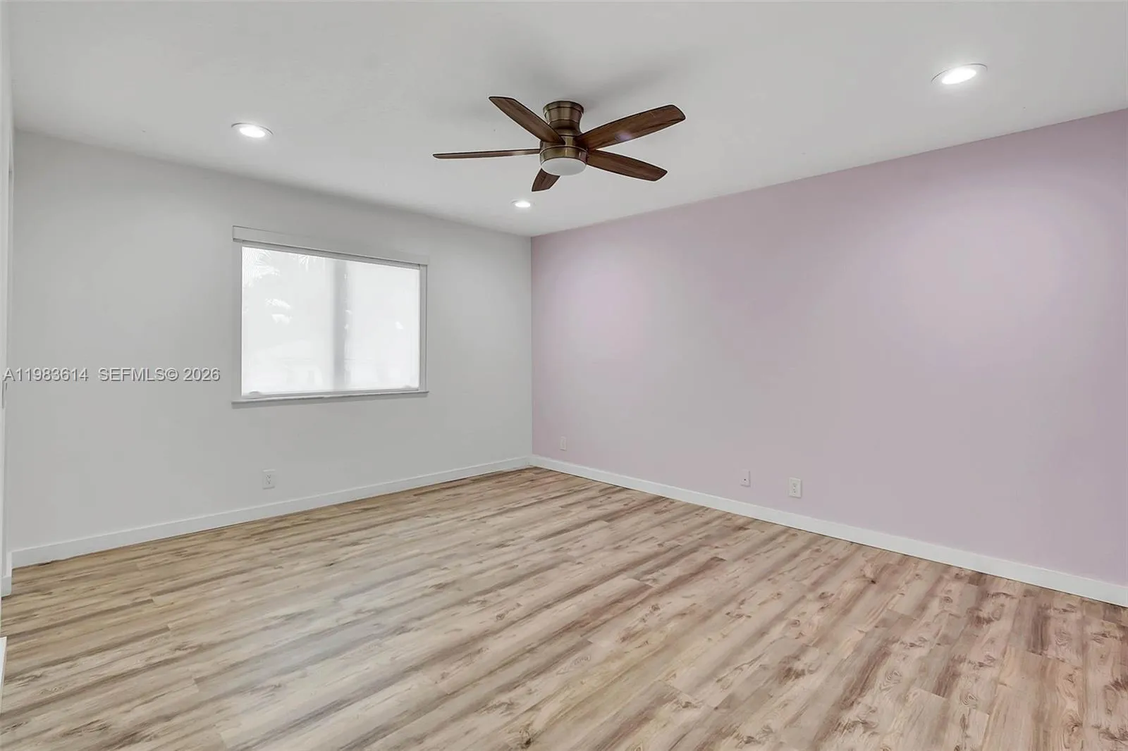 2354 Quail Roost Dr, Weston, Florida 33327, Weston, Florida 33327, 6 Bedrooms Bedrooms, ,5 BathroomsBathrooms,Residential Lease,For Rent,2354 Quail Roost Dr, Weston, Florida 33327,A11983614