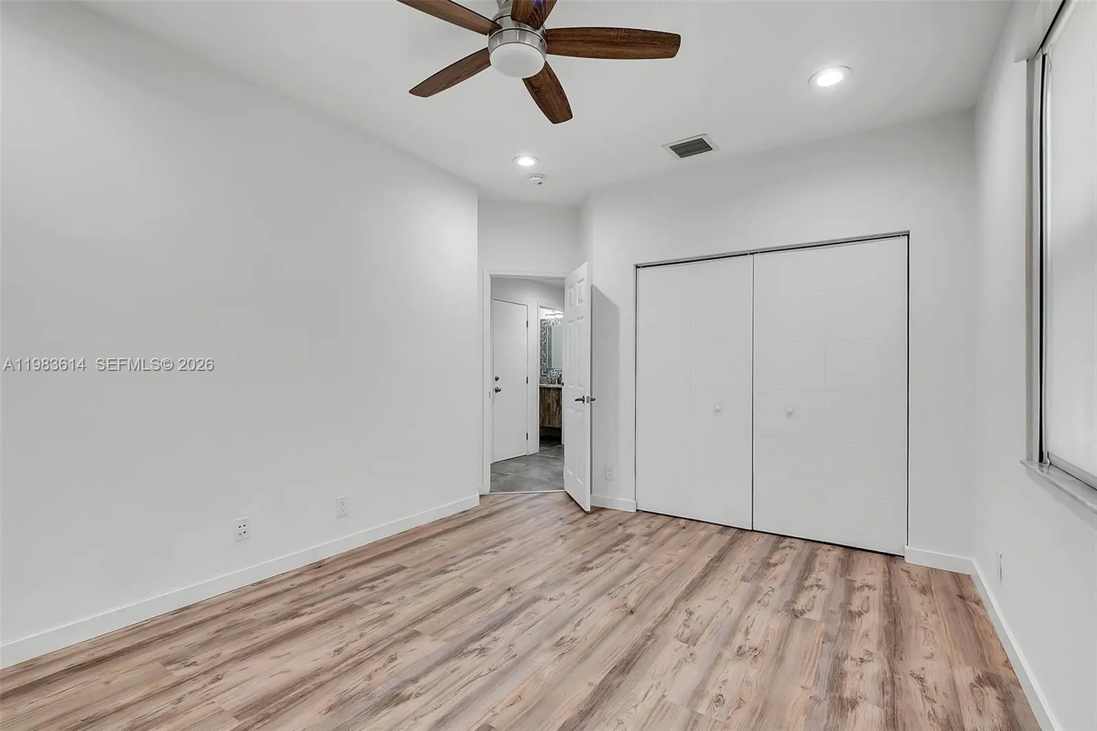 2354 Quail Roost Dr, Weston, Florida 33327, Weston, Florida 33327, 6 Bedrooms Bedrooms, ,5 BathroomsBathrooms,Residential Lease,For Rent,2354 Quail Roost Dr, Weston, Florida 33327,A11983614