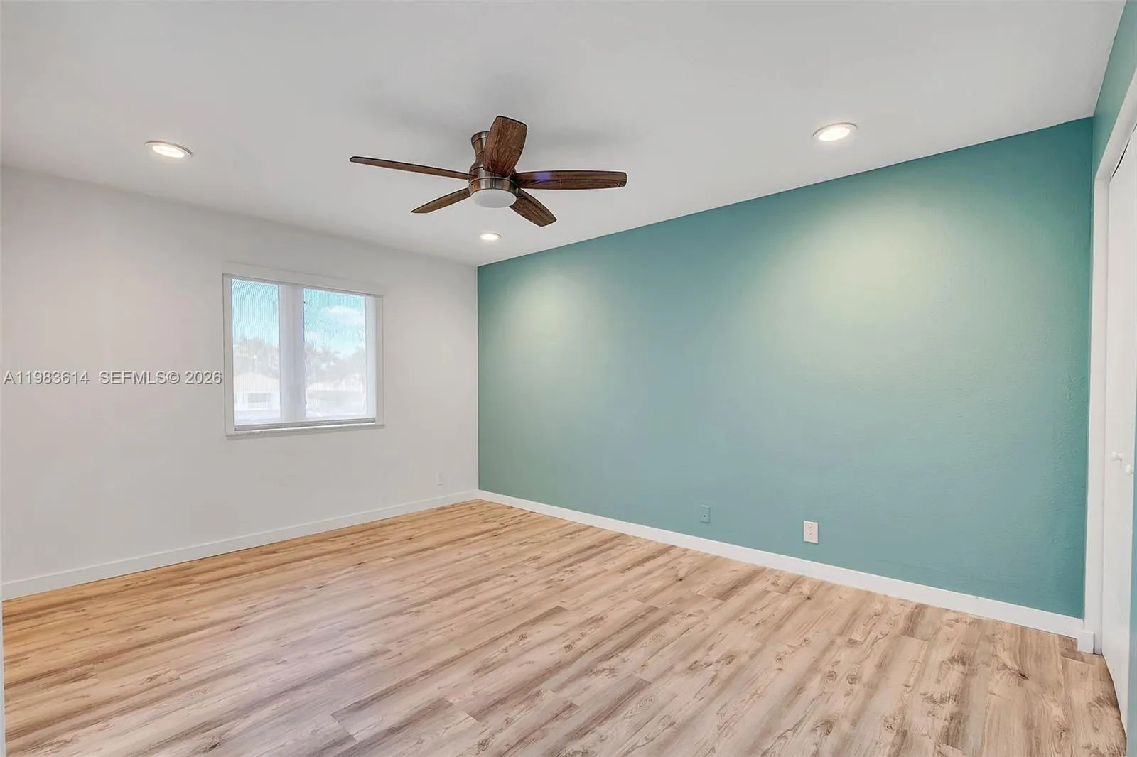 2354 Quail Roost Dr, Weston, Florida 33327, Weston, Florida 33327, 6 Bedrooms Bedrooms, ,5 BathroomsBathrooms,Residential Lease,For Rent,2354 Quail Roost Dr, Weston, Florida 33327,A11983614