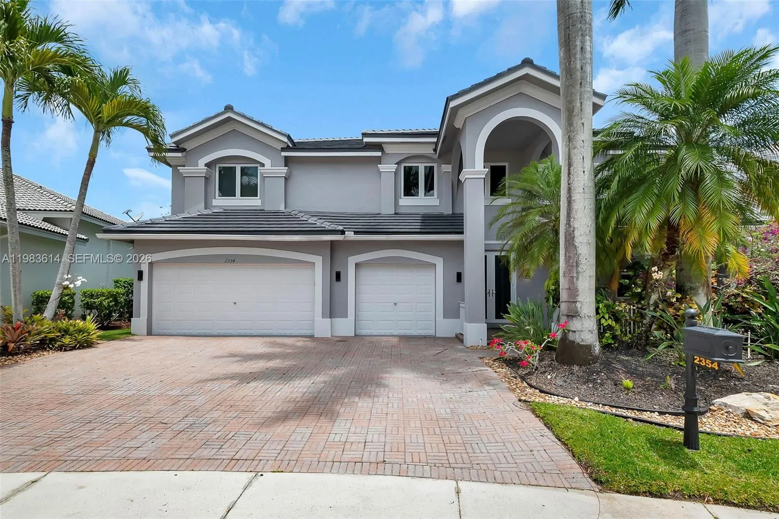 2354 Quail Roost Dr, Weston, Florida 33327, Weston, Florida 33327, 6 Bedrooms Bedrooms, ,5 BathroomsBathrooms,Residential Lease,For Rent,2354 Quail Roost Dr, Weston, Florida 33327,A11983614