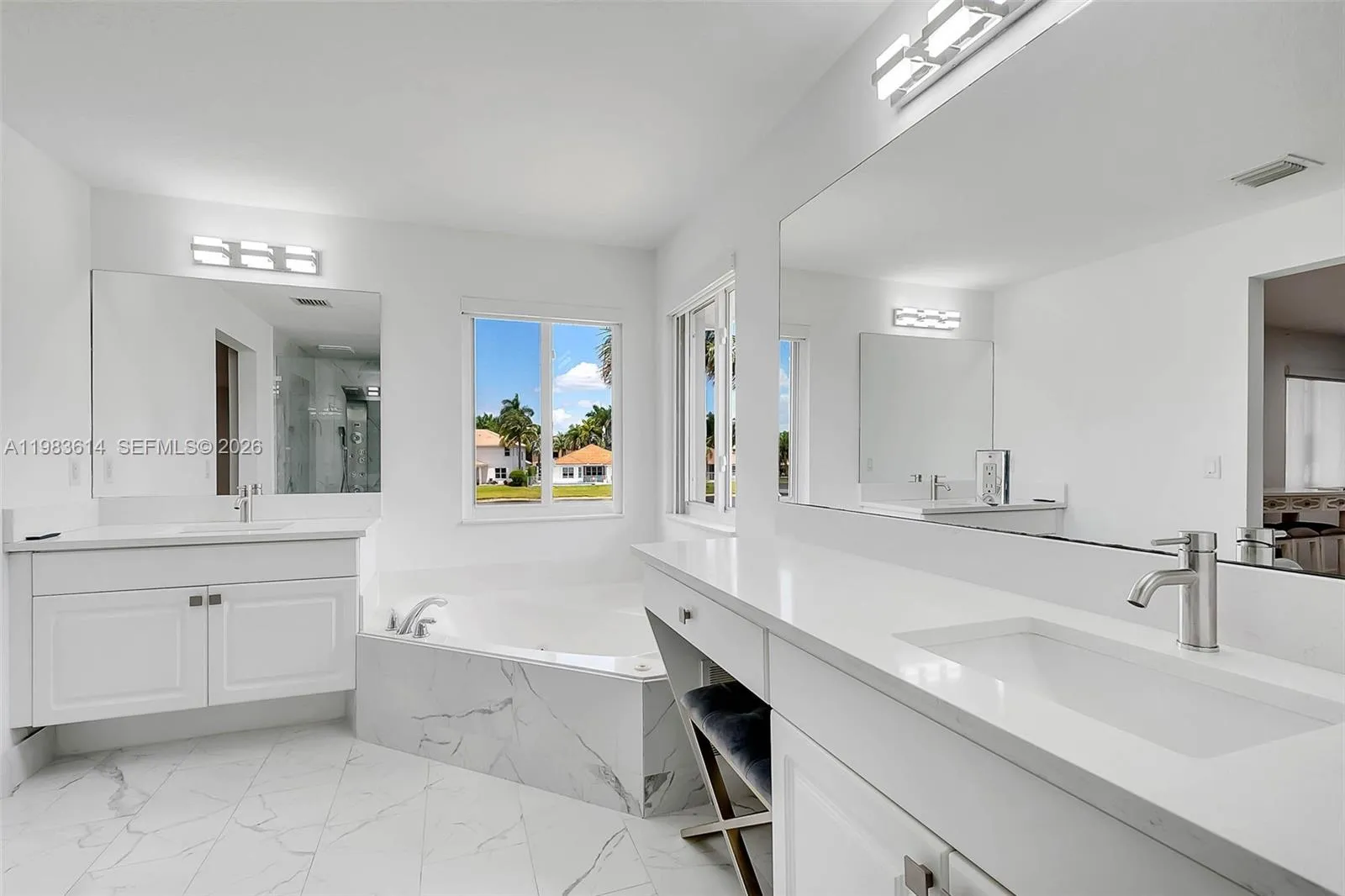 2354 Quail Roost Dr, Weston, Florida 33327, Weston, Florida 33327, 6 Bedrooms Bedrooms, ,5 BathroomsBathrooms,Residential Lease,For Rent,2354 Quail Roost Dr, Weston, Florida 33327,A11983614