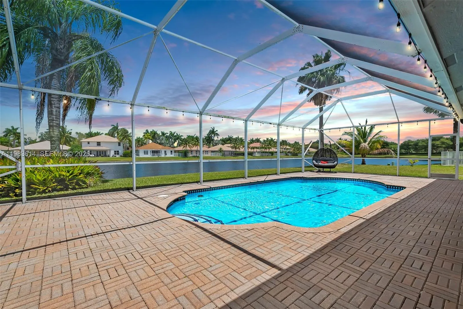 2354 Quail Roost Dr, Weston, Florida 33327, Weston, Florida 33327, 6 Bedrooms Bedrooms, ,5 BathroomsBathrooms,Residential Lease,For Rent,2354 Quail Roost Dr, Weston, Florida 33327,A11983614