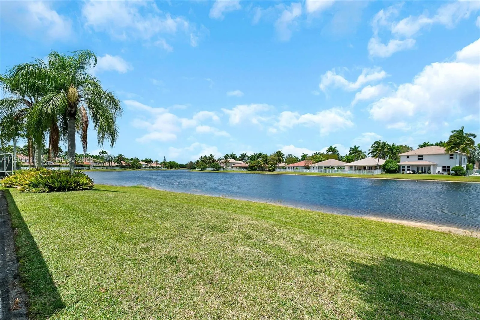 2354 Quail Roost Dr, Weston, Florida 33327, Weston, Florida 33327, 6 Bedrooms Bedrooms, ,5 BathroomsBathrooms,Residential Lease,For Rent,2354 Quail Roost Dr, Weston, Florida 33327,A11983614